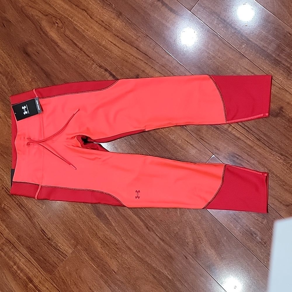 NWT Under Armour ankle leggings - Picture 4 of 16